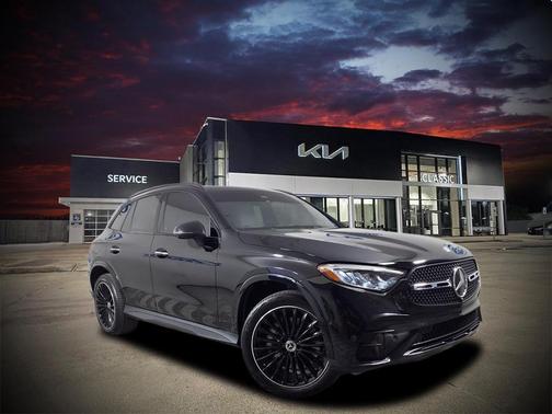 2025 Mercedes-Benz GLC 300 Base