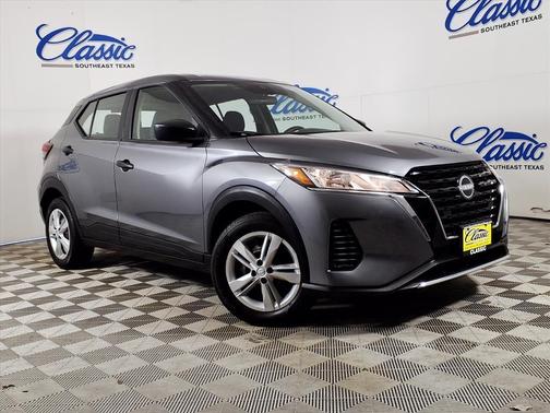 2023 Nissan Kicks S