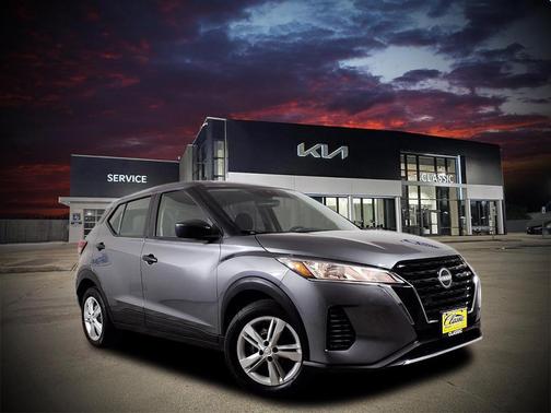 2023 Nissan Kicks S