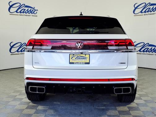 2024 Volkswagen Atlas Cross Sport 2.0T SEL Premium R-Line