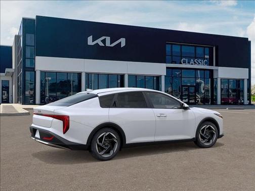 2025 Kia K4 EX