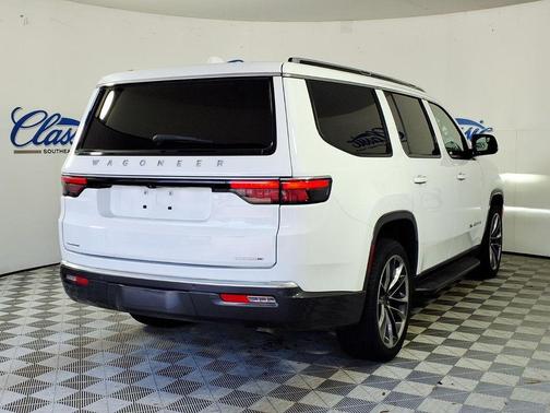 Bright White Clearcoat 2022 Jeep Wagoneer Series II