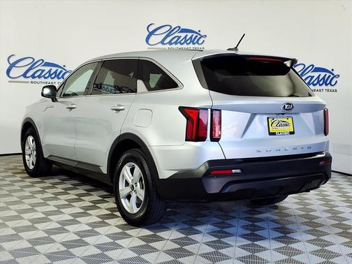 2021 Kia Sorento LX