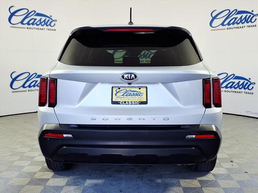 2021 Kia Sorento LX