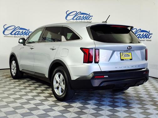 2021 Kia Sorento LX