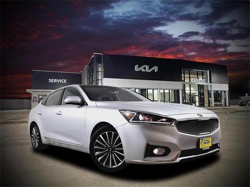 2018 Kia Cadenza Premium