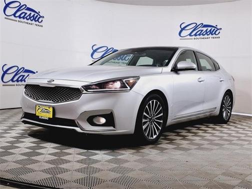 2018 Kia Cadenza Premium