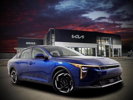 2025 Kia K4 EX