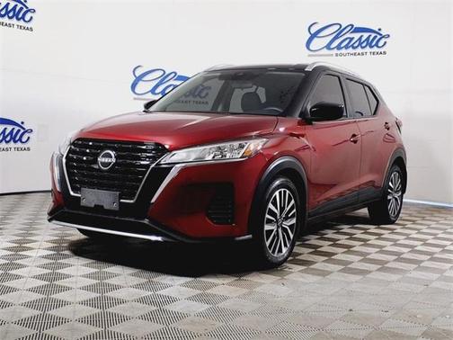2022 Nissan Kicks SV
