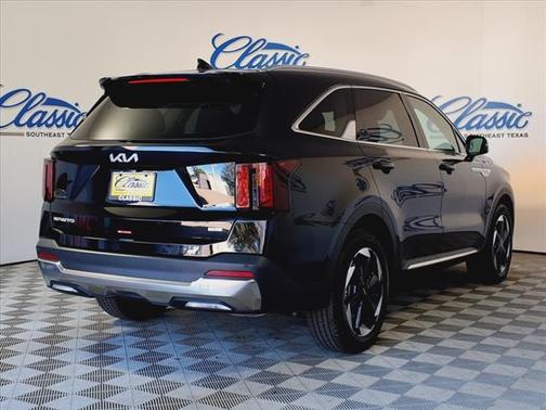 2025 Kia Sorento Hybrid EX