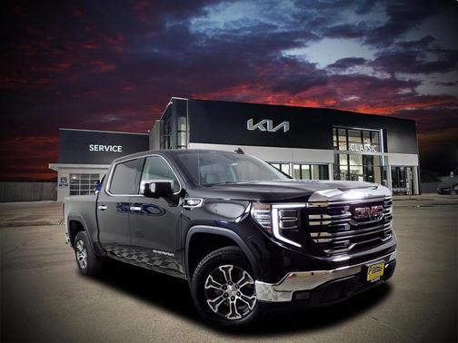 2024 GMC Sierra 1500 SLT