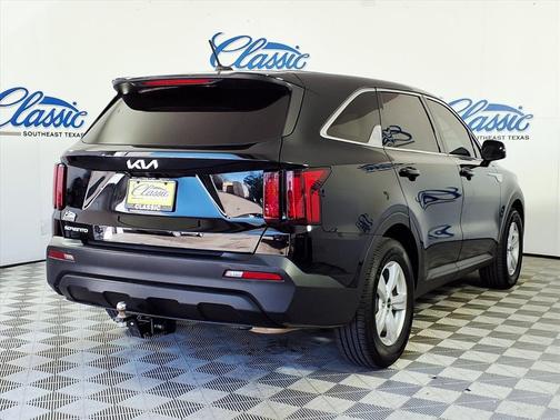 2023 Kia Sorento LX