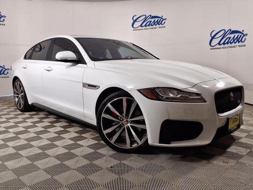 2017 Jaguar XF S
