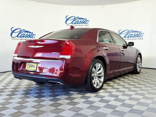 2016 Chrysler 300C Base