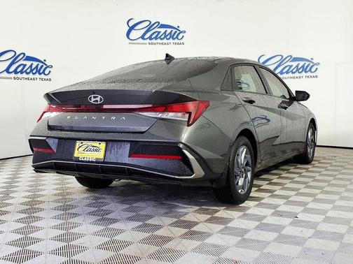 Gray 2024 Hyundai ELANTRA SEL