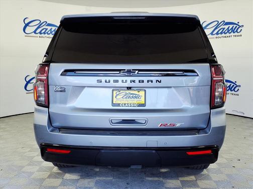 2023 Chevrolet Suburban RST