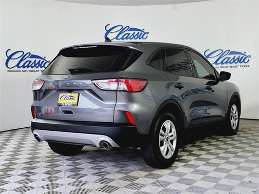 2022 Ford Escape S
