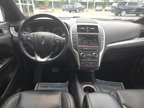 2015 Lincoln MKC Base