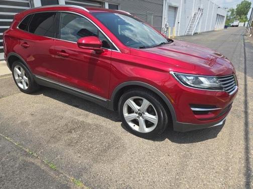 2015 Lincoln MKC Base
