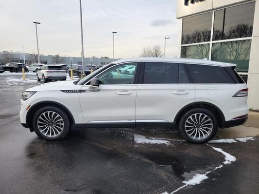2023 Lincoln Aviator Reserve AWD