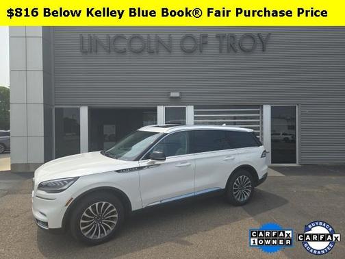 2022 Lincoln Aviator Standard AWD