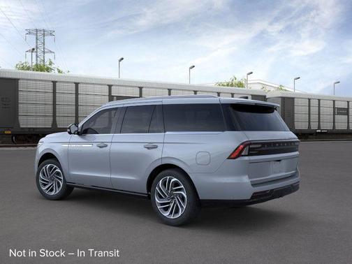 2025 Lincoln Navigator Reserve