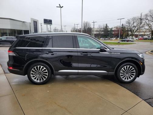 2023 Lincoln Aviator Reserve AWD