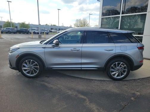 SILVER RADIANCE MET CC 2024 Lincoln Corsair PREMIERE