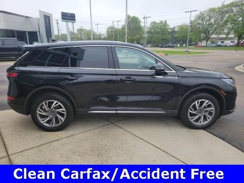 2023 Lincoln Corsair Standard