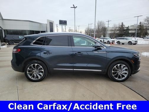 2023 Lincoln Nautilus RESERVE