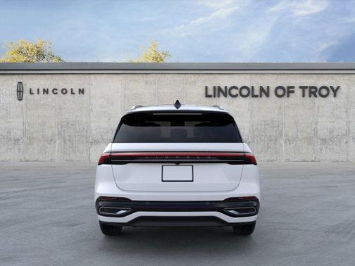 2025 Lincoln Nautilus Reserve