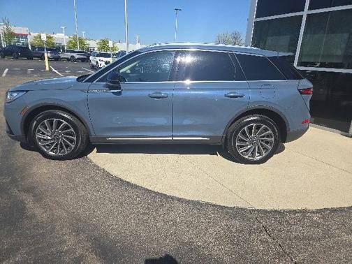 WHISPER BLUE MET CC 2023 Lincoln Corsair RESERVE