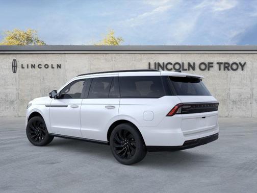 2025 Lincoln Navigator Reserve