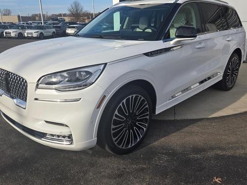 2023 Lincoln Aviator Black Label AWD