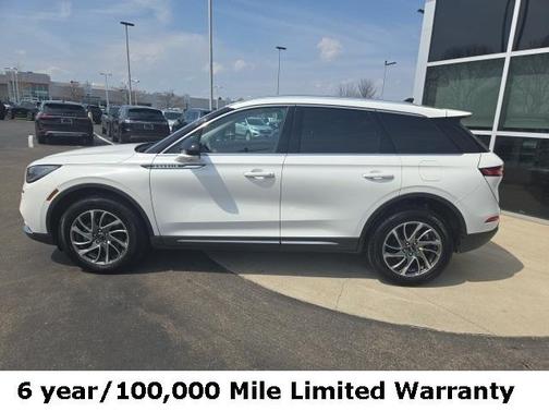 2022 Lincoln Corsair Standard