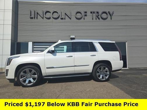 2018 Cadillac Escalade Luxury