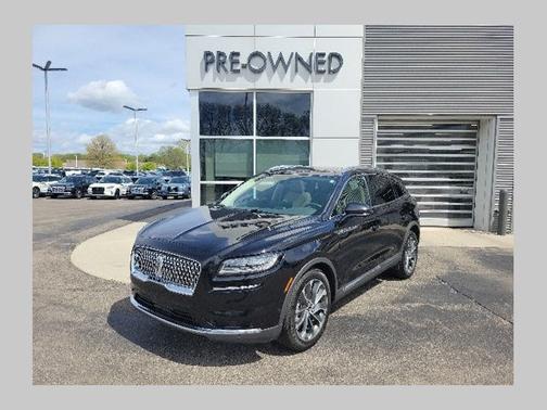 INFINITE BLACK MET CC 2023 Lincoln Nautilus RESERVE