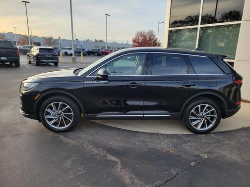 2024 Lincoln Corsair Premiere