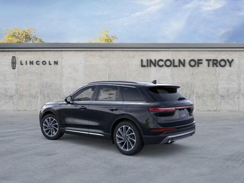 2026 Lincoln Corsair Premiere