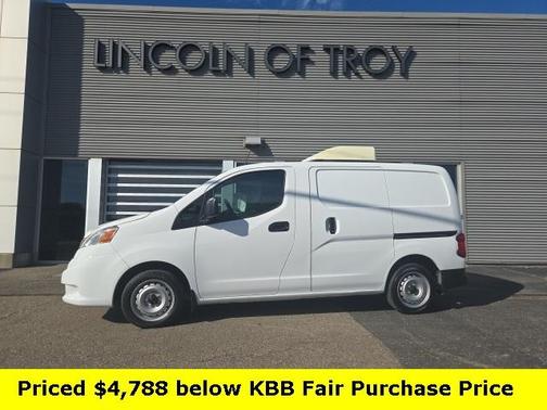 2020 Nissan NV200 S