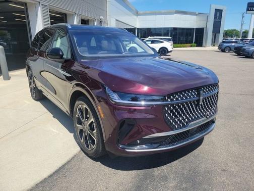 DIAMOND RED MET CC 2024 Lincoln Nautilus RESERVE