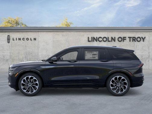 2025 Lincoln Nautilus Reserve