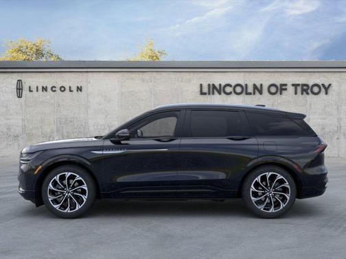 2025 Lincoln Nautilus Reserve