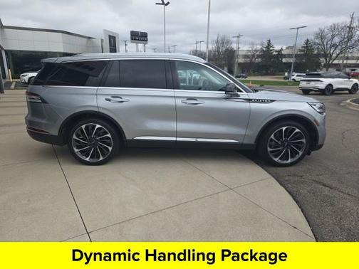 SILVER RADIANCE MET CC 2023 Lincoln Aviator RESERVE