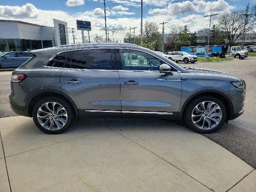 ASHER GRAY MET CC 2022 Lincoln Nautilus RESERVE