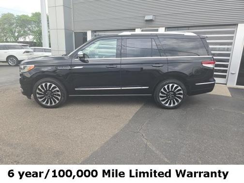 2022 Lincoln Navigator Black Label