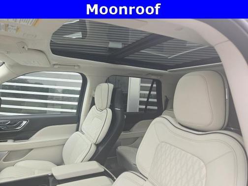 2022 Lincoln Navigator Black Label