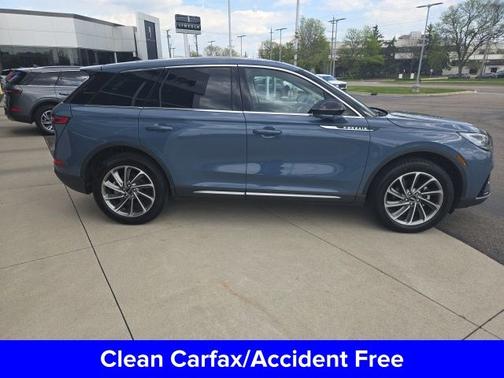 WHISPER BLUE MET CC 2023 Lincoln Corsair STANDARD
