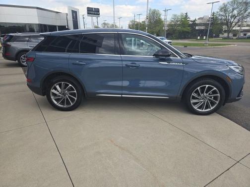WHISPER BLUE MET CC 2023 Lincoln Corsair STANDARD