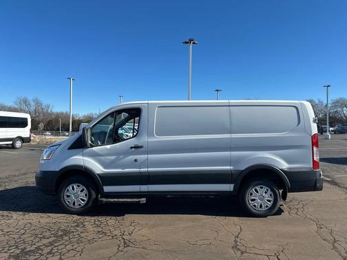 2016 Ford Transit-250 Base